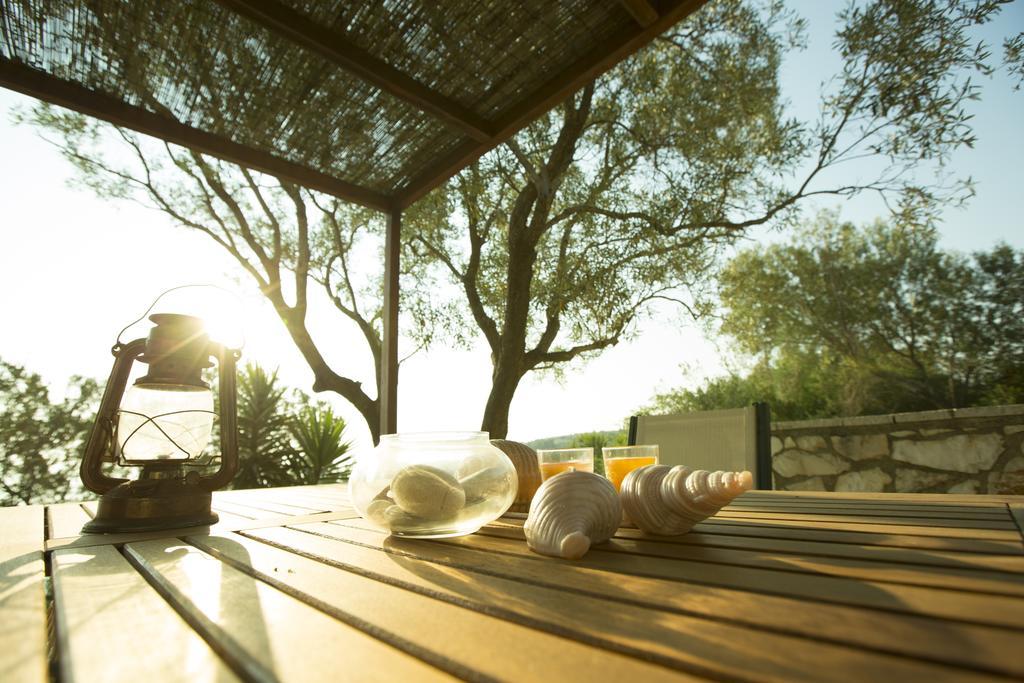 Nereidi Pool Villas Porto Ozias Экстерьер фото